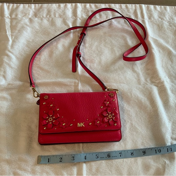 Michael Kors Floral Embellished Pebbled Leather Convertible Crossbody Bag Red - Picture 2 of 16